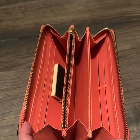 Louis Vuitton Peach and Gray Wallet - Picture 5 of 15